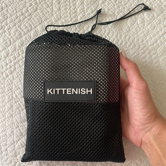 Kittenish Booty Bands - Picture 2 of 3